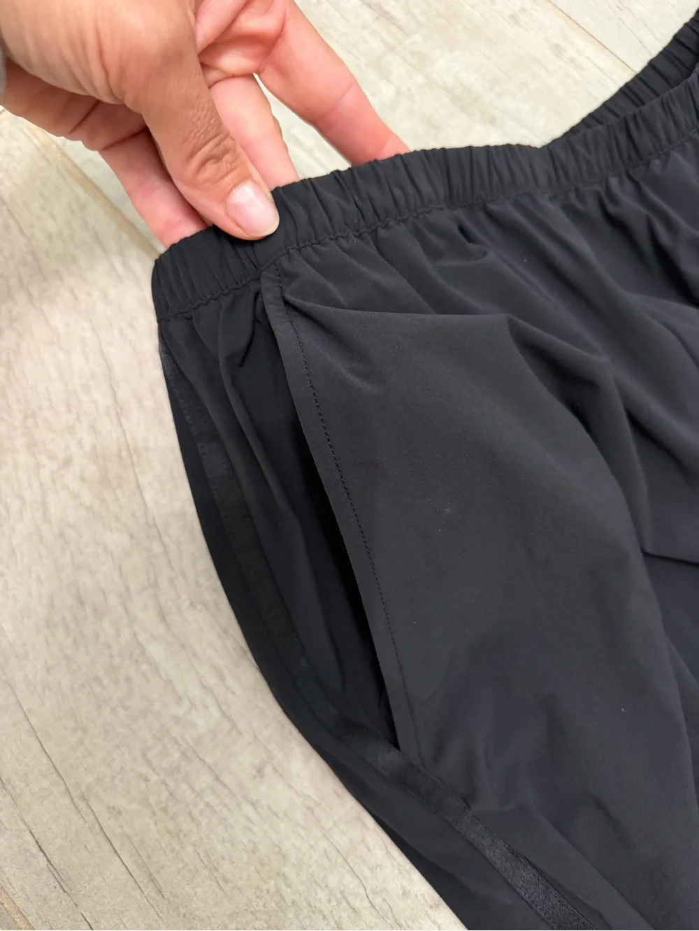 ALO breezy wide leg pant